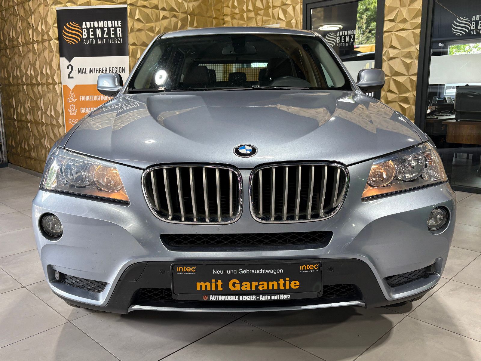 Fahrzeugabbildung BMW X3 xDrive 30 d/TEMPOMAT/SHZ/PDC/KLIMA/VOLLEDER