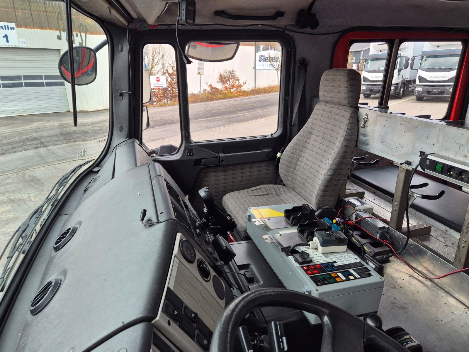 Fahrzeugabbildung MAN FE 26.360 LF 8 Löschfahrzeug