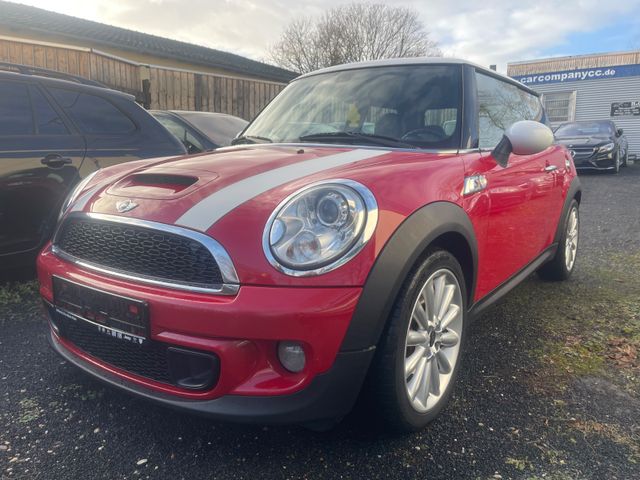 MINI Cooper S RED CHILI  1HAND PANO SHZ ALU Xenon