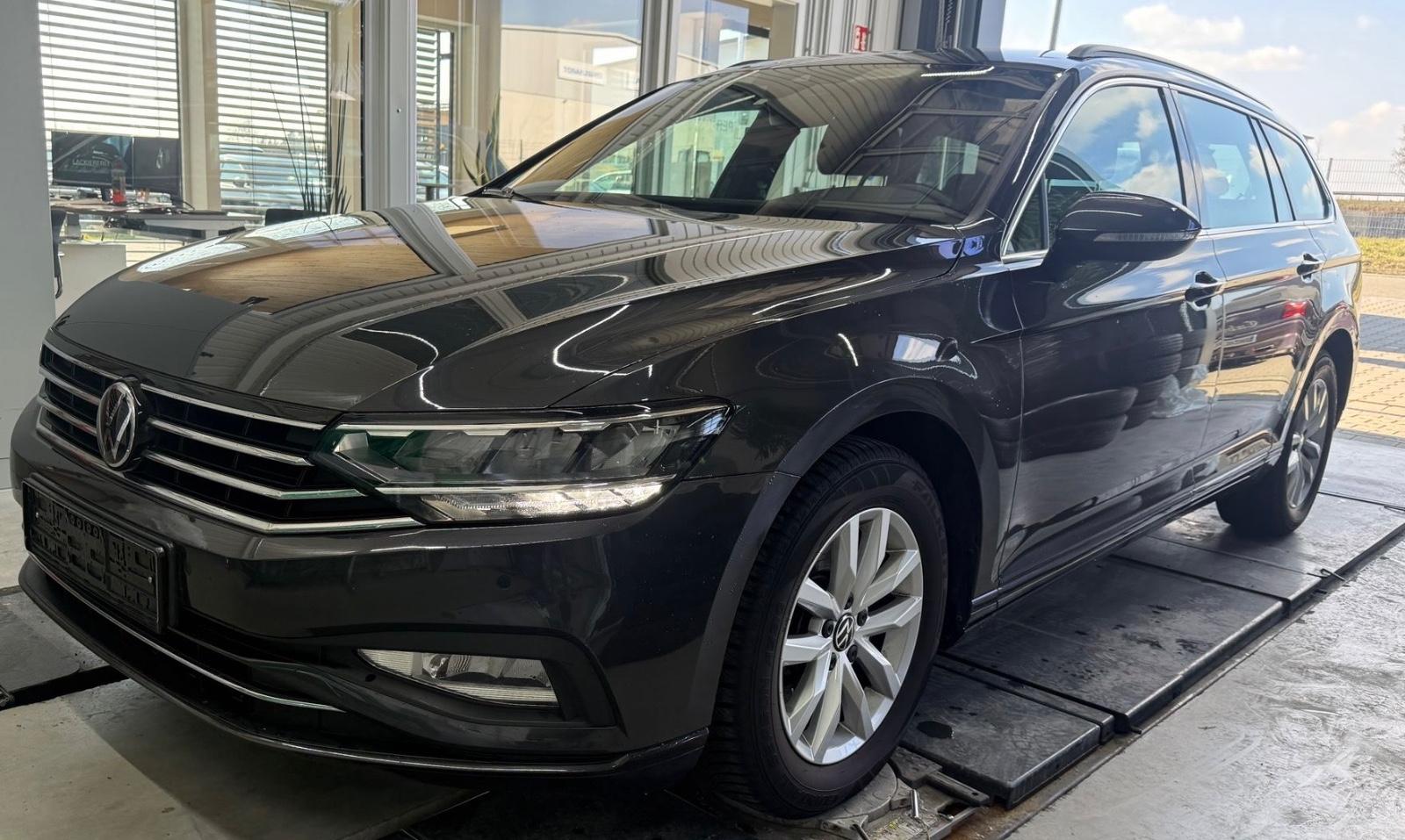 Volkswagen Passat Variant 2.0 TDI DSG Business