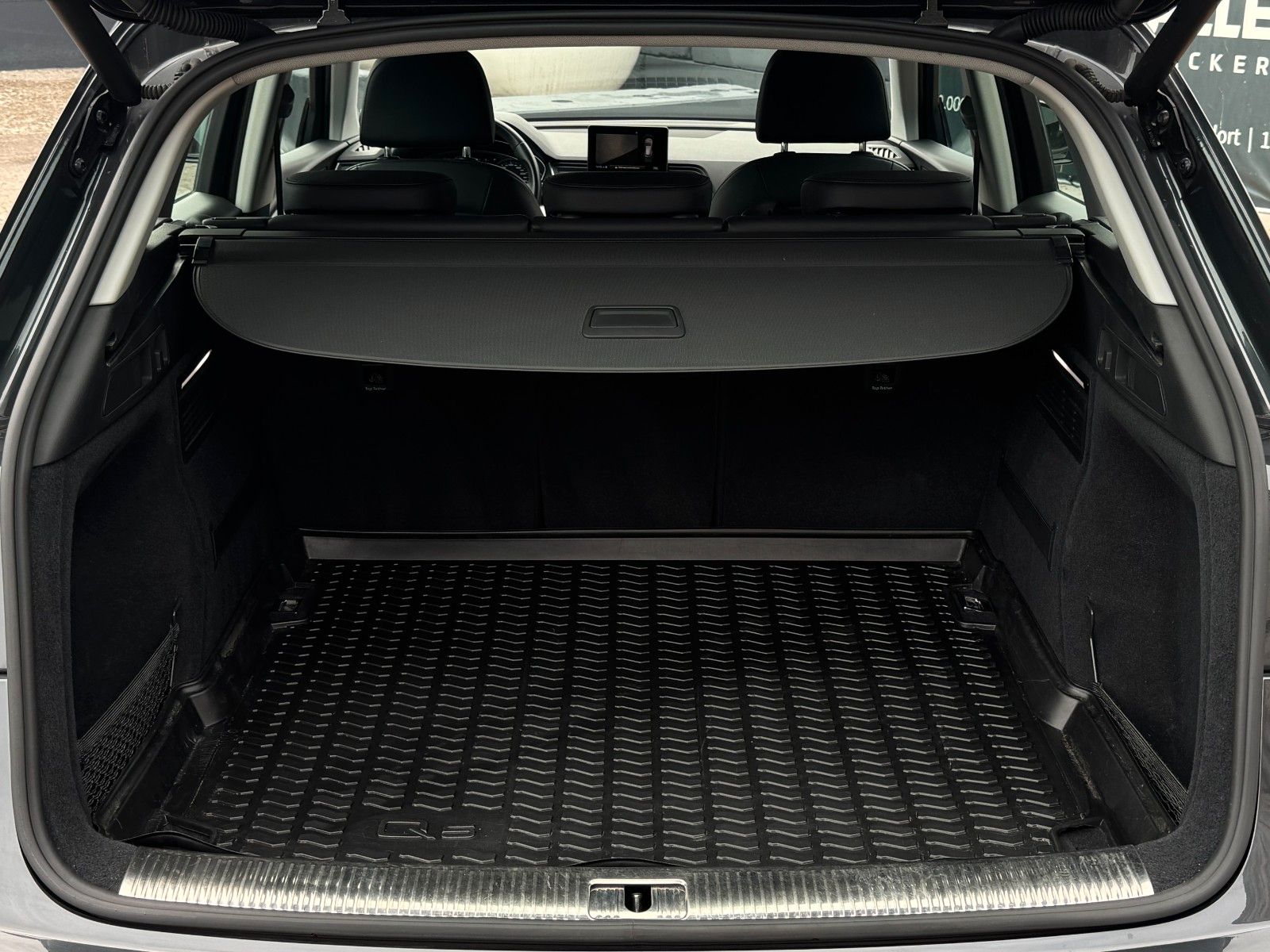 Fahrzeugabbildung Audi Q5 2.0 TFSI quattro basis Leder Kamera SHZ ACC