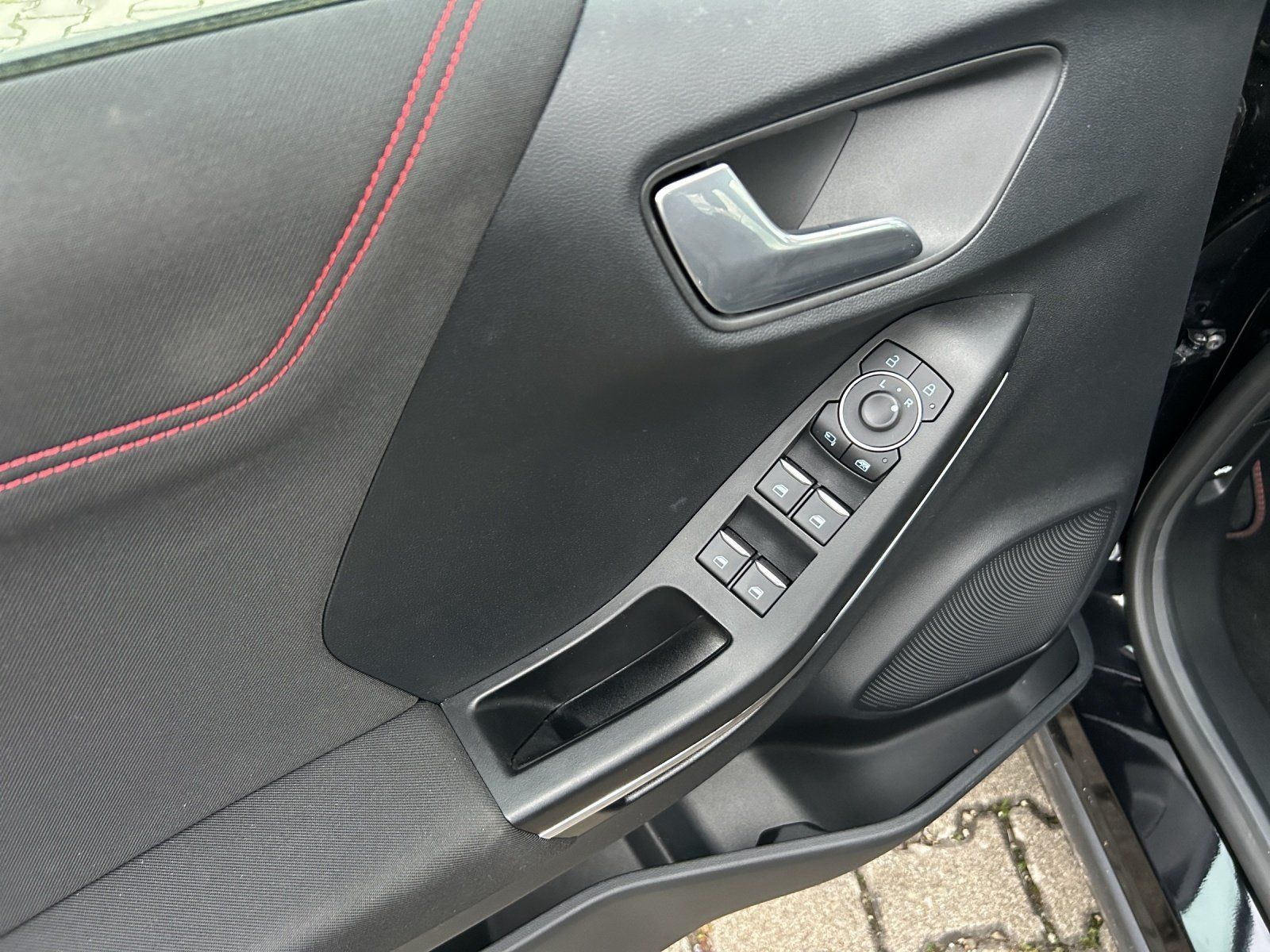 Fahrzeugabbildung Ford Puma 1.0 ST-Line NAVI/PDC/RFK/ABSTANDSTEMPOMAT