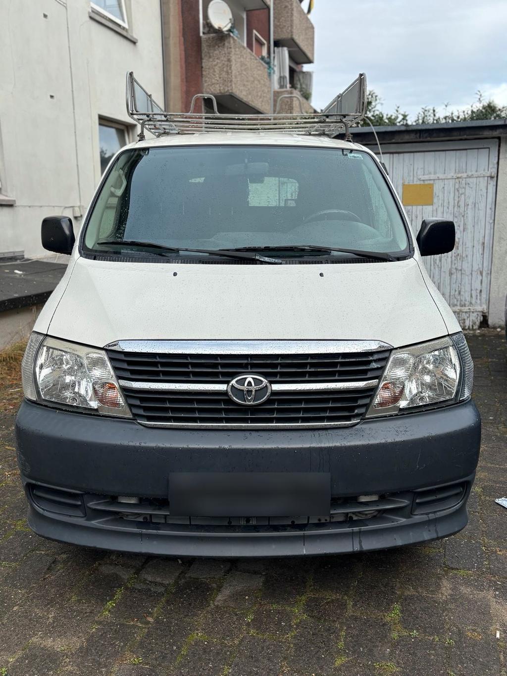 Toyota Hiace Lang