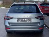 Skoda Superb Combi 2.0 TDI DSG Style LED-MATRIX+PANORA - Skoda Superb: Kombi