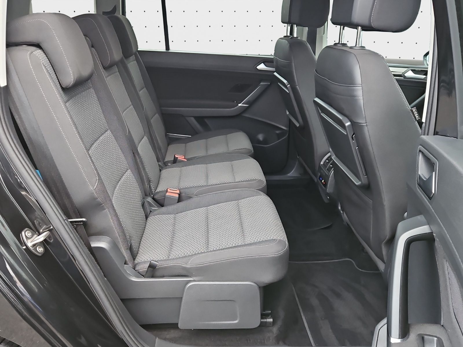 Volkswagen Touran - Bild 18