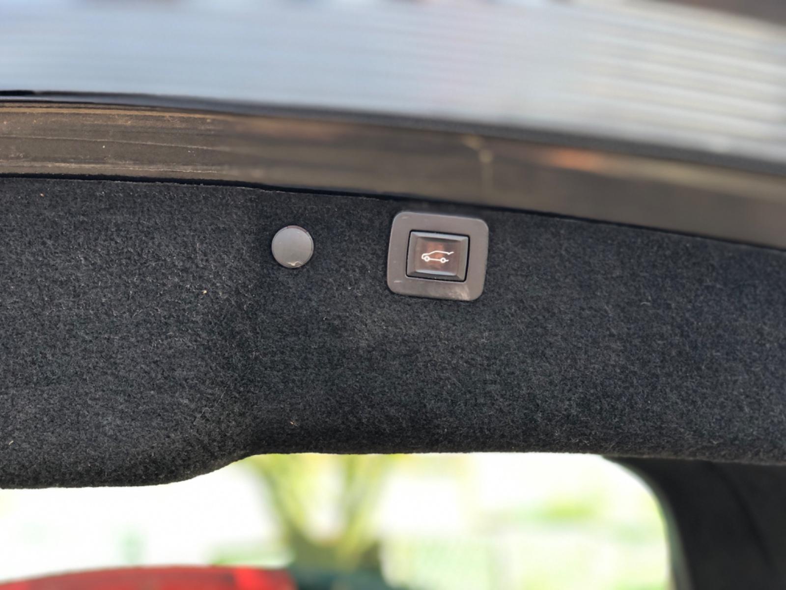 Opel Insignia 2012 — photo 13