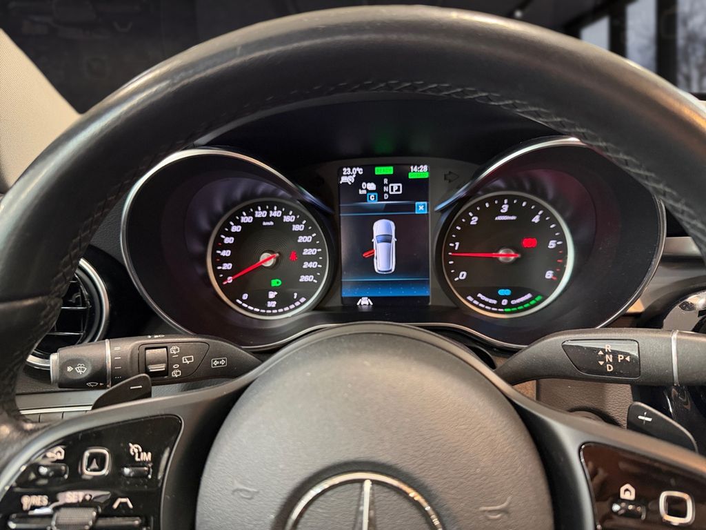 Mercedes-Benz C 300 - Bild 16