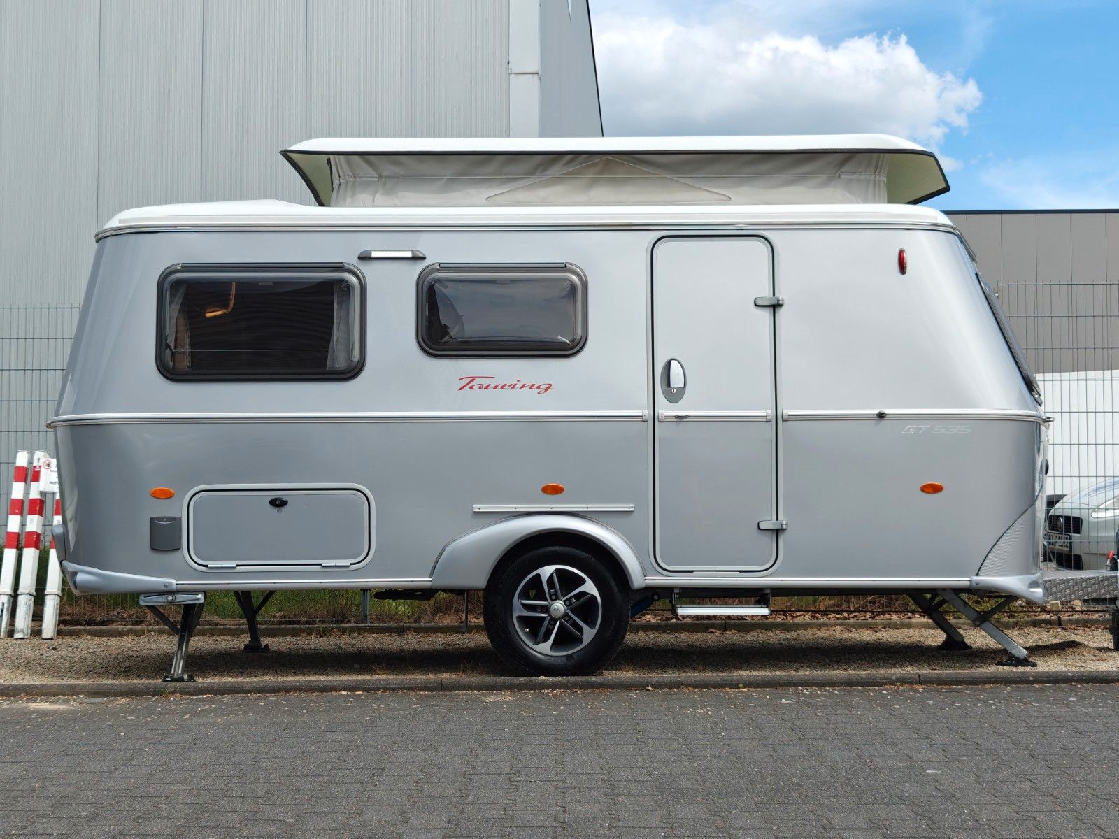 Fahrzeugabbildung HYMER / ERIBA / HYMERCAR Touring Troll 535 GT - Autark, Combi 4, TV -