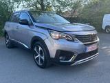 Peugeot 5008 Allure Automatik Fahrbereit 7 Sitzer - Peugeot Unfallwagen