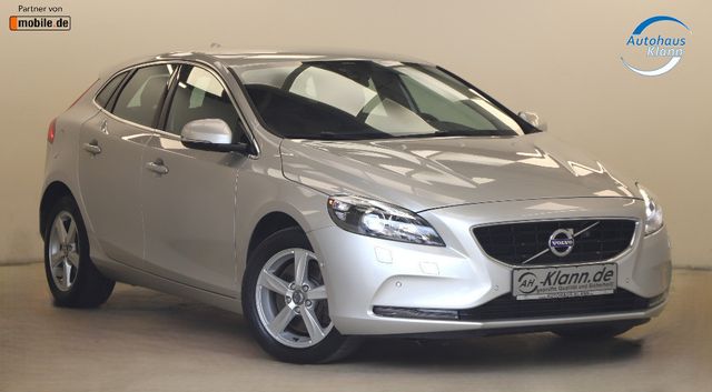 Volvo V40 2.0 D3 150PS Automatik Momentum R-CAM DAB