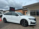 Skoda Octavia Combi 2.0 TDI Sportline*NAVI*SHZ*360°Kam - mit Diesel-Antrieb: Automatik