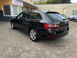 Skoda Superb Combi Ambition*XENON*DSG*190PS*** - Skoda Superb aus 2016 mit Diesel-Antrieb: Kombi