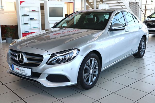 Mercedes-Benz C -Klasse Lim. C 180 CGI Automatik LED Navi PDC