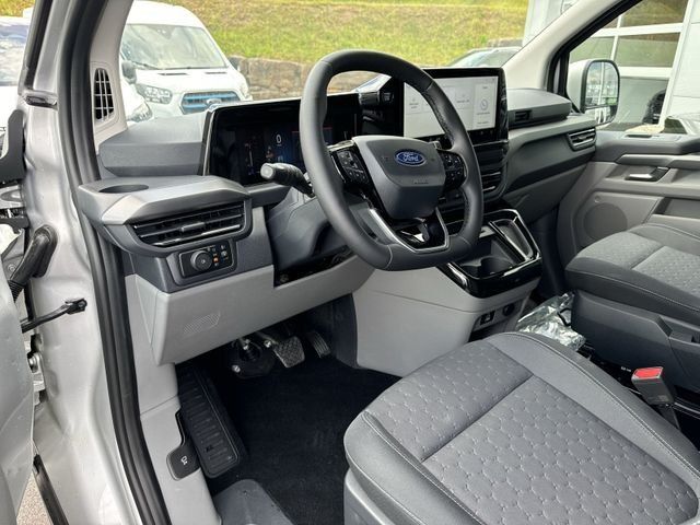 Fahrzeugabbildung Ford Tourneo Custom 2.0   320 L1 Titanium #VANNEXT