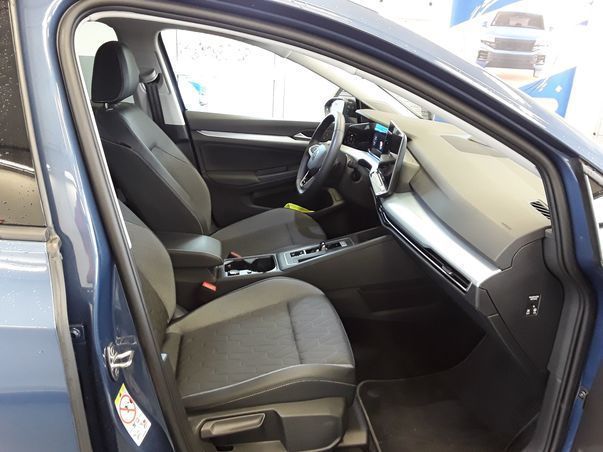 Volkswagen Golf - Bild 8