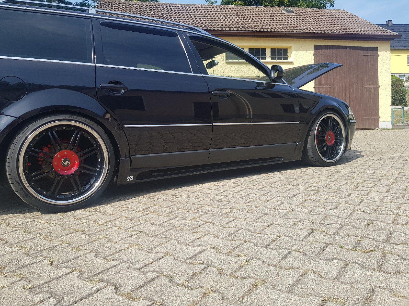 Volkswagen Passat 2004 — вигляд ззаду