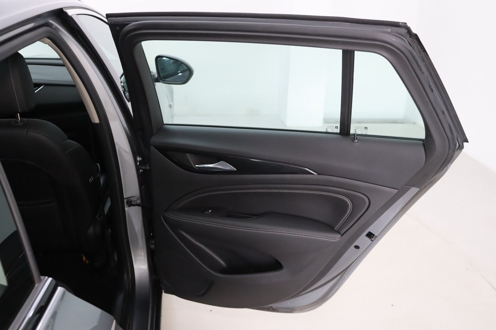 Fahrzeugabbildung Opel Insignia 2.0 CDTI Innovation * LED * Sitzhzg. *