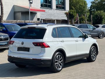 Volkswagen Tiguan - 4