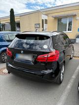 BMW Auto- BMW 225 - BMW 225 aus 2016