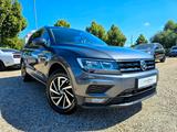 Volkswagen Tiguan Sound 4Motion / ACC / LED / Kamera / Navi - VW Tiguan Gebrauchtwagen in Leipzig