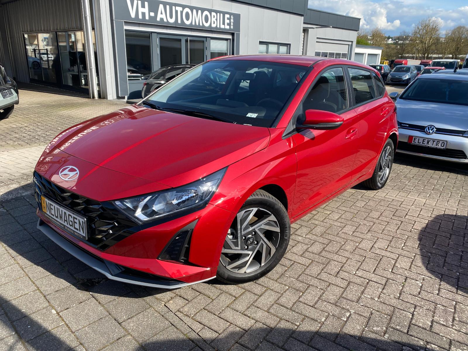 Hyundai i20DCT*16"ALU*NAVI&R.KAMERA&PDC h*Lenkrad&Sitzhz
