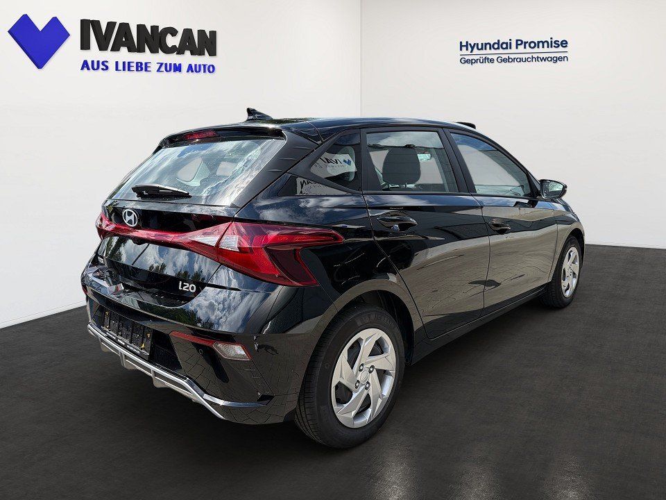 Fahrzeugabbildung Hyundai i20 1.0T 100PS Select Funktionspaket