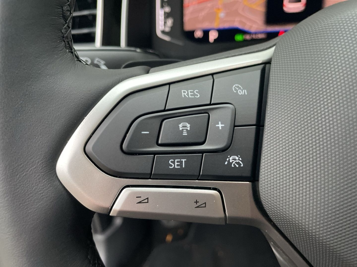 Polo Style 1.0 TSI DSG AHK/Pano/Kamera/Navi/LED