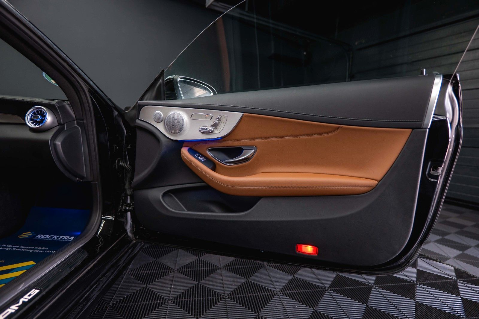 Fahrzeugabbildung Mercedes-Benz C 43 AMG Coupe 4Matic*LED*Virtual*Pano*Burmester