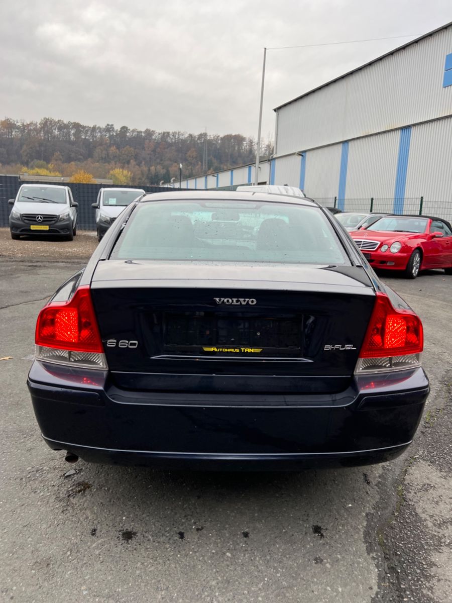 Fahrzeugabbildung Volvo S60 Lim. Bi-Fuel Momentum