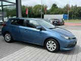 Toyota Auris Cool - Toyota Auris: Cool