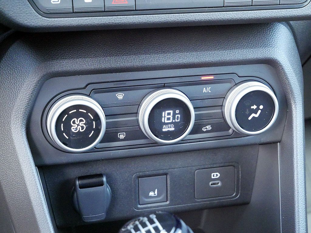 Fahrzeugabbildung Dacia Jogger Extreme+ ECO-G 100