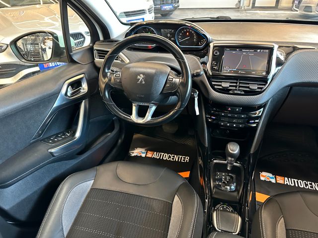 Peugeot 2008 Allure *Pano*Xenon*Navi*