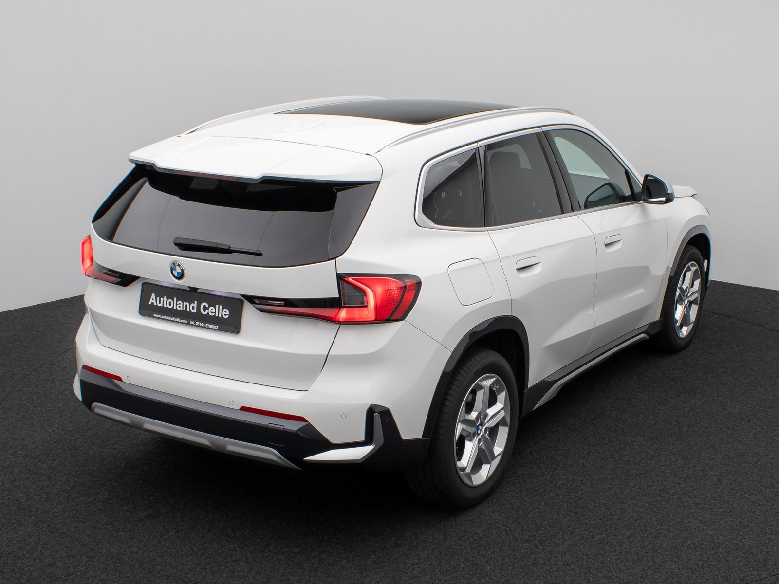 Fahrzeugabbildung BMW X1 xD20d xLine 360°Panorama HUD DAB Komfort AHK