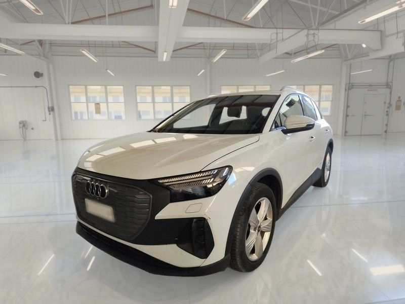 Audi AUDI Q4 E-TRON 40 E-TRON BUSINESS SUV