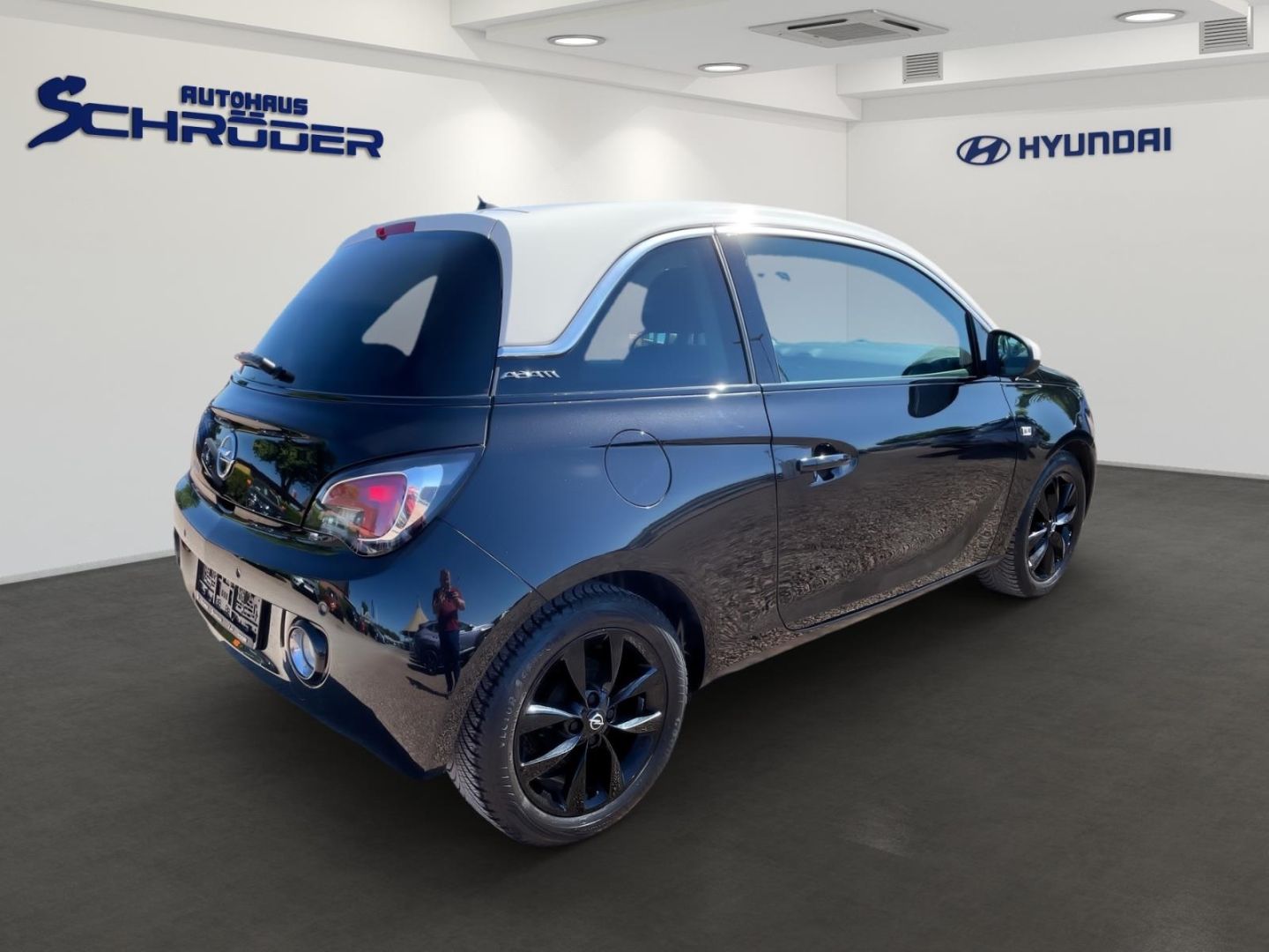 Fahrzeugabbildung Opel Adam 1.4 Jam Sitz und Lenkradheizung Parksensore