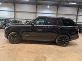 Land Rover Range Rover Vogue Hybrid P400 - Land Rover Range Rover Vogue mit Hybrid-Antrieb (Benzin/Elektro)
