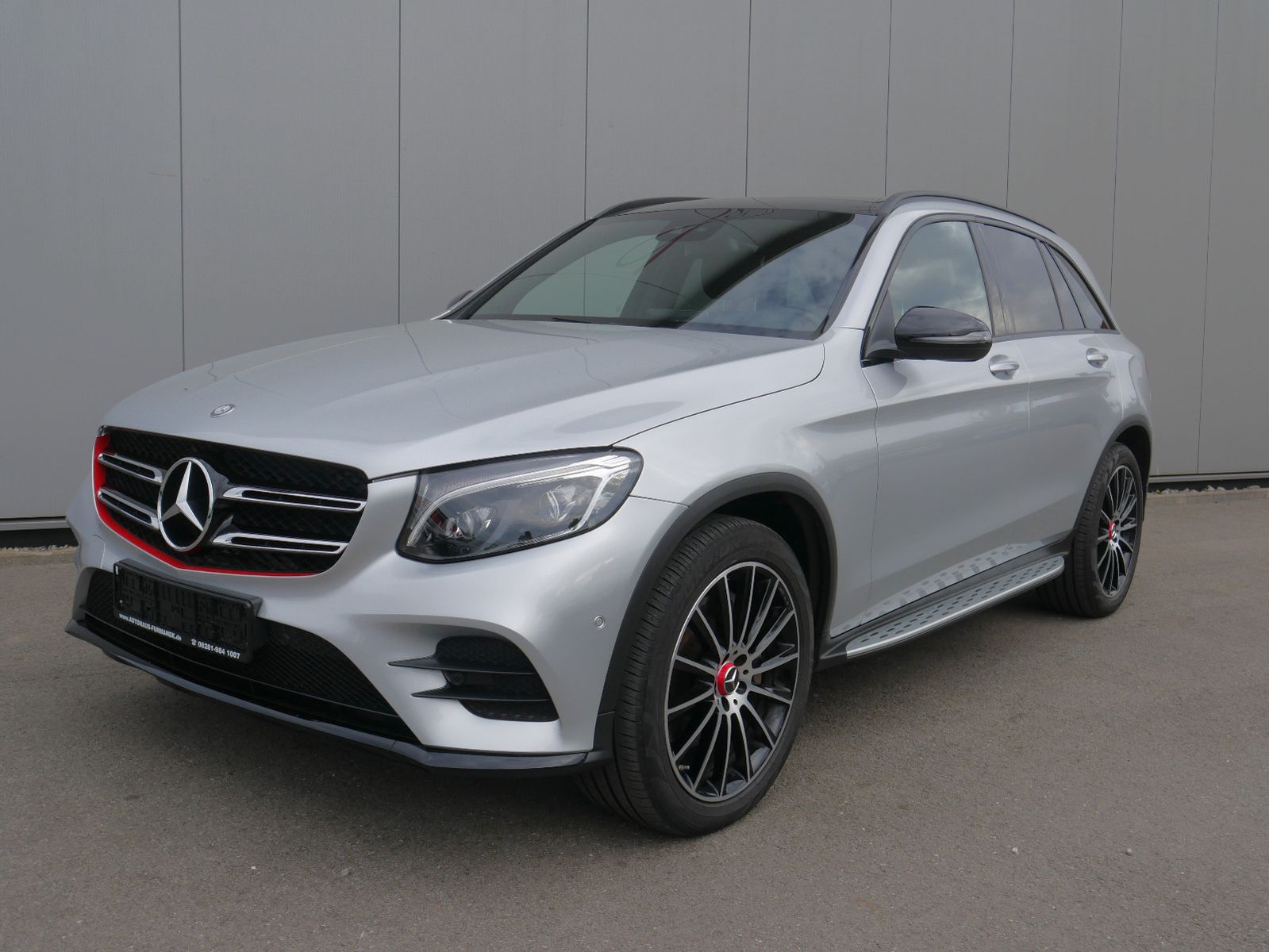 MERCEDES-BENZ GLC 250d 4Matic AMG-Line NAVI/LED/PANO/AHK/RFK