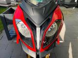 BMW S 1000 XR mit Touring- und Dynamikpaket  - BMW M 1000 XR