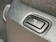 Fahrzeugabbildung Volkswagen Golf Sportsvan 1.4 TSI Highline *R-Line*Nav*AHK*