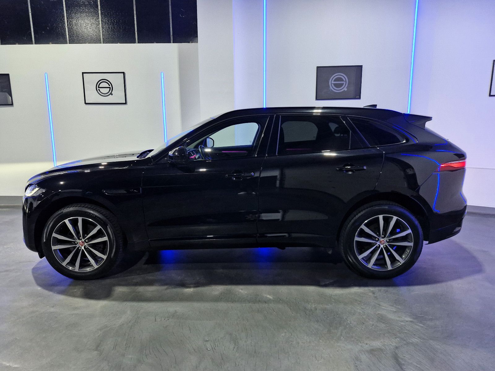 Jaguar F-PACE R-DYNAMIC SE AWD LED/LEDER/ imagem 2