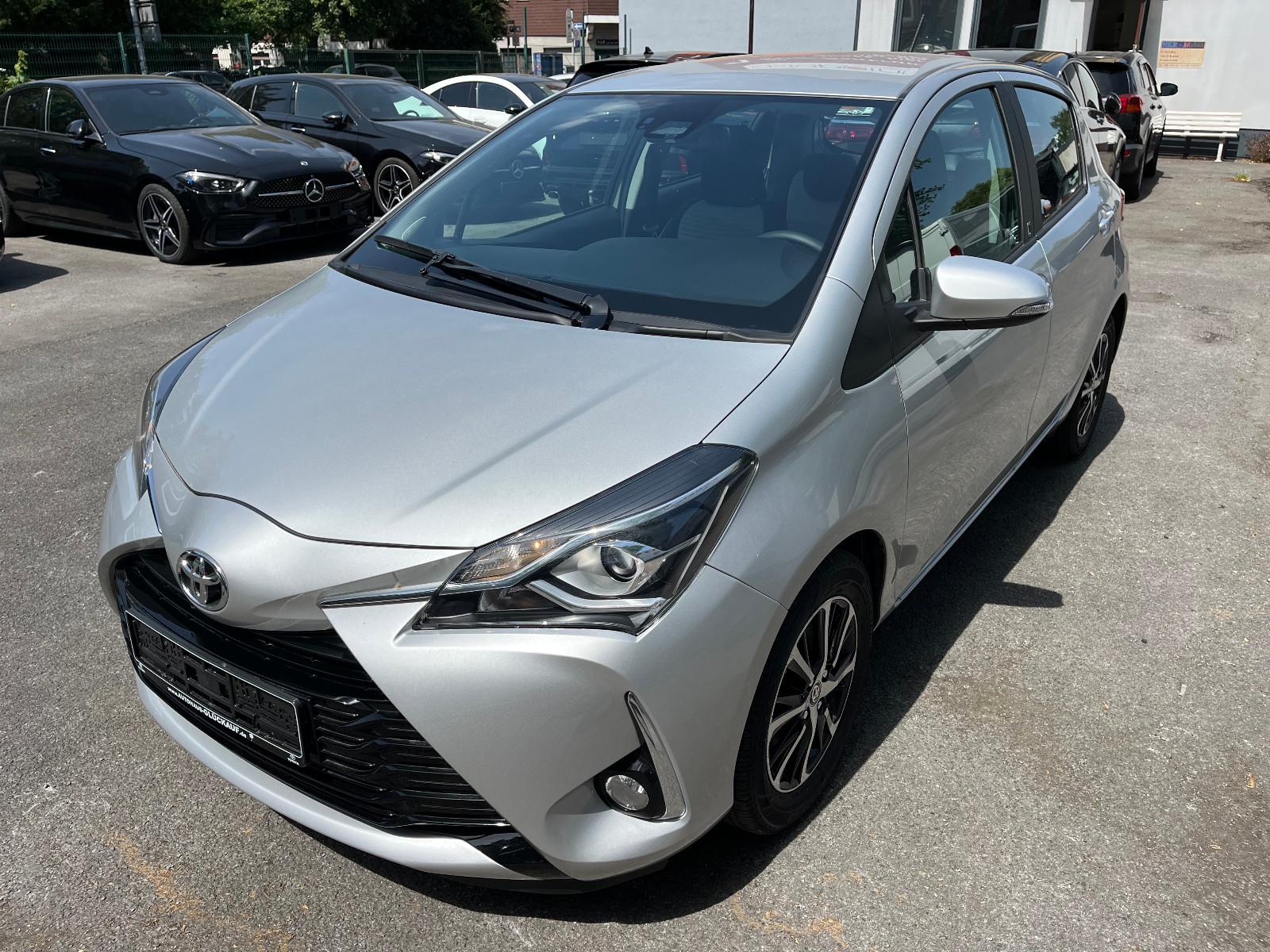Toyota Yaris 1.5 TeamD Aut. SPURH.*NAVI*KAMERA*1.HAND!!