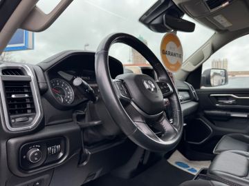 Dodge RAM - 8
