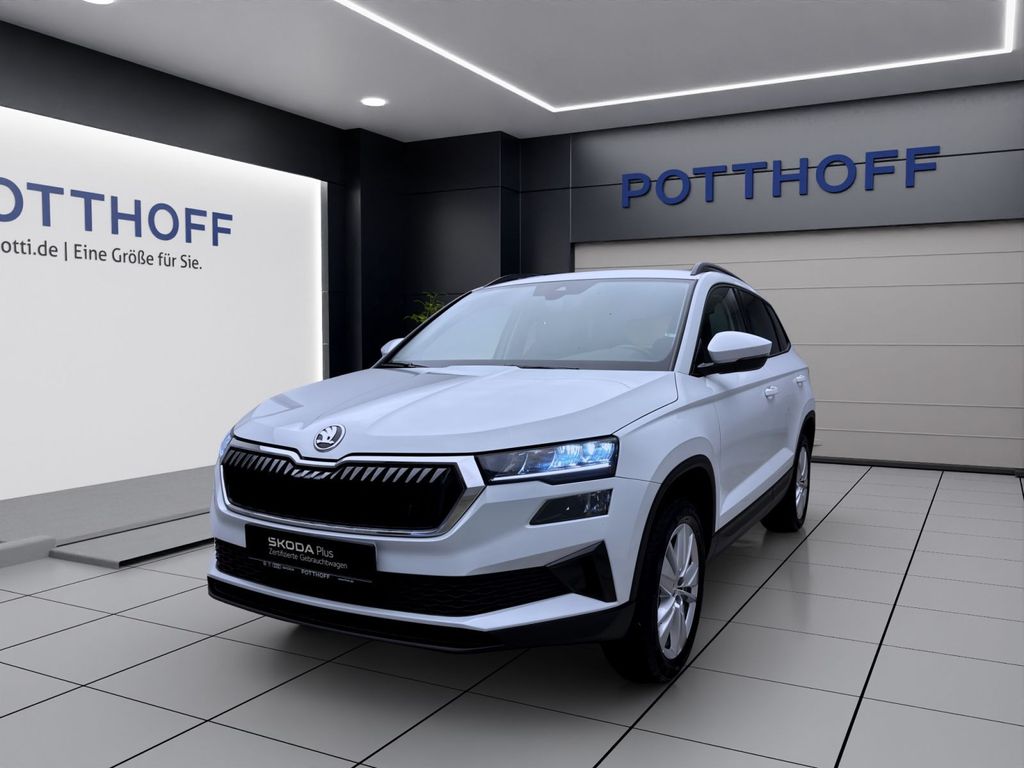 Karoq 1.5 TSI SELECTION AHK NAVI PDC KLIMA