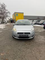 Fiat Punto 1.4  mit neu Tüv - graue Fiat Punto