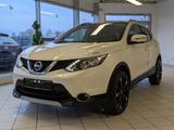 Nissan Qashqai 1.2 Tekkna Leder Pano Navi 360° AHK 19" - Nissan Qashqai mit Anhängerkupplung