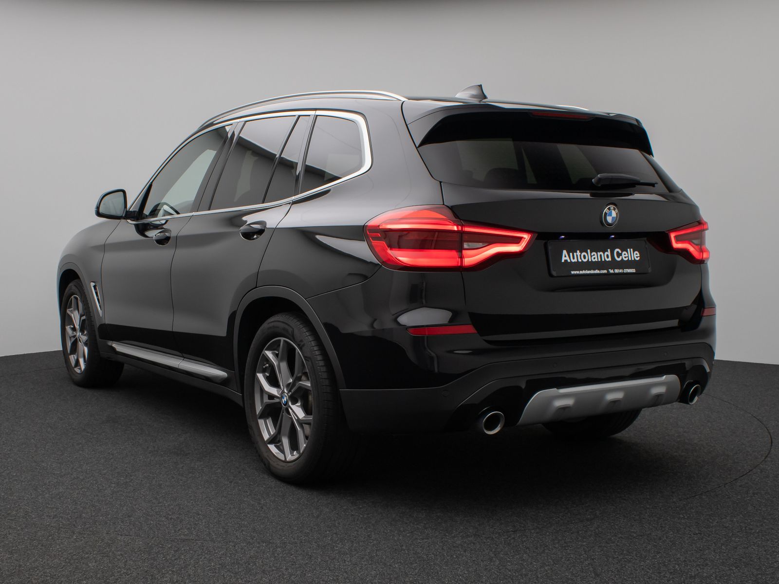 Fahrzeugabbildung BMW X3 xD20d xLine HUD ACC PDC Komfort Alarm Sport
