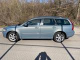 Volvo V50 1.8 Momentum Momentum - Volvo V50 mit Benzin-Antrieb