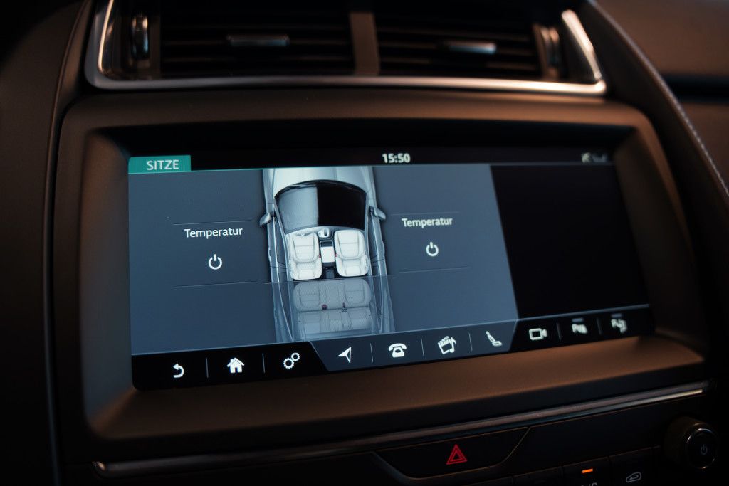 Jaguar E Pace