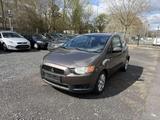 Mitsubishi Colt XTRA - Mitsubishi Colt mit Benzin-Antrieb: Kleinwagen, Schaltgetriebe