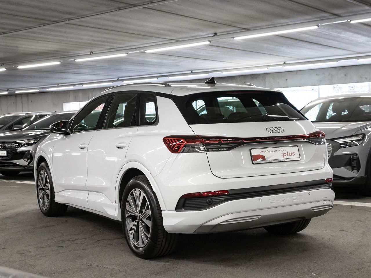 Audi Q4 e-tron 40 S line Standklima Navigation 19'' foto 4